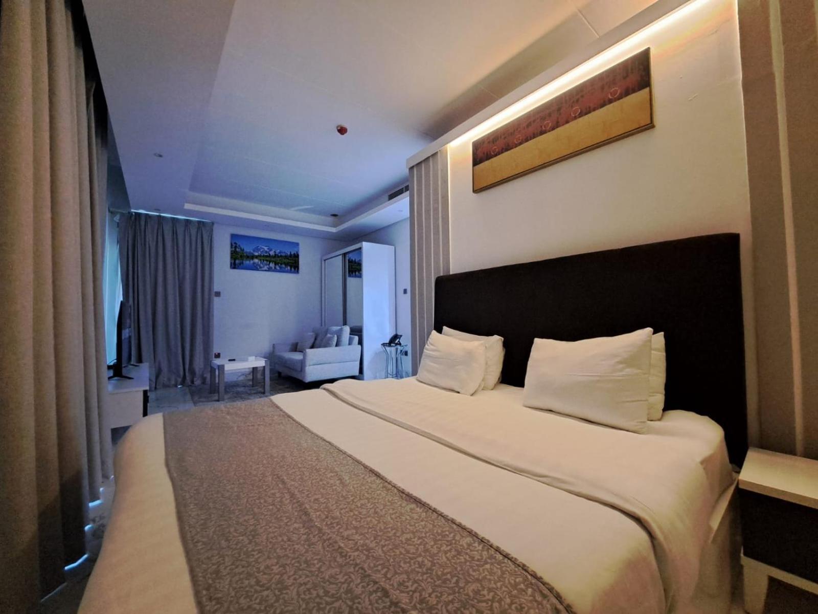 Ferienwohnung Al Safwa One Al Hidd Exterior foto